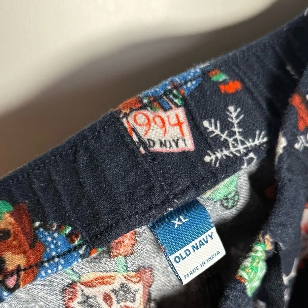 Old Navy Dark Blue Christmas Patterned Cozy Flannel Pajama Bottoms Pants Size XL